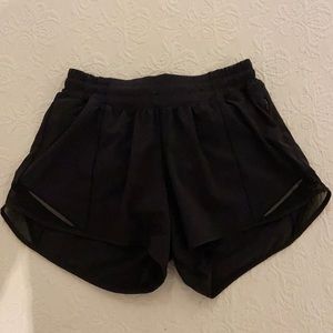 Lululemon Hotty Hot Shorts - Size 6 Tall